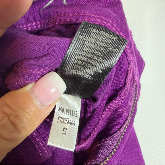 White House Black Market Women's Plum/Purple Slim Leg Jeans, Size Blanc 4R, NWT. - Picture 10 of 15